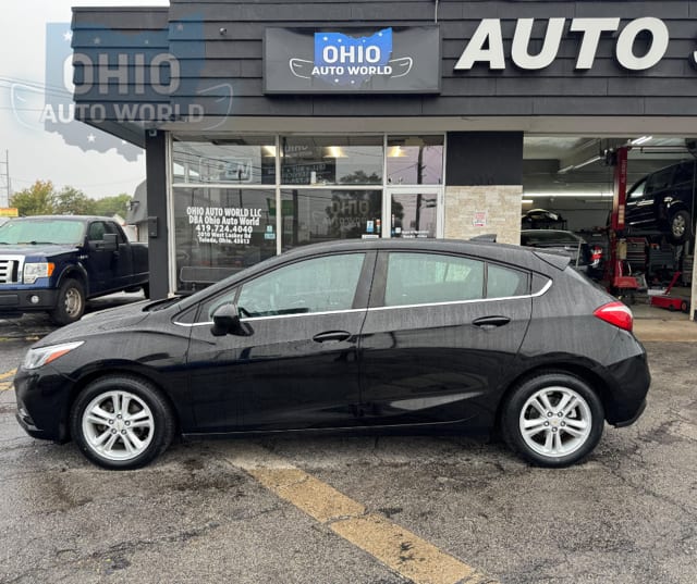 2017 Chevrolet Cruze LT - photo 5