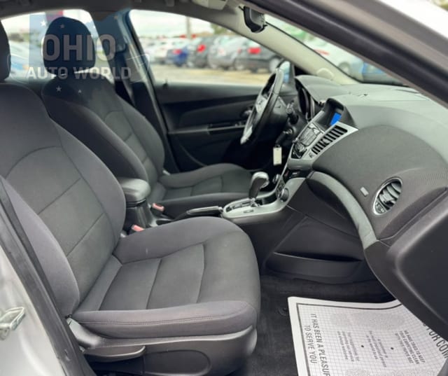 2012 Chevrolet Cruze LT - photo 16