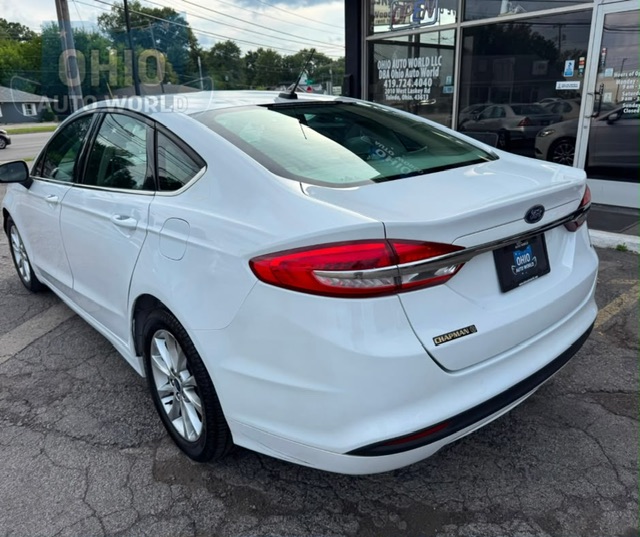 2017 Ford Fusion SE - photo 8