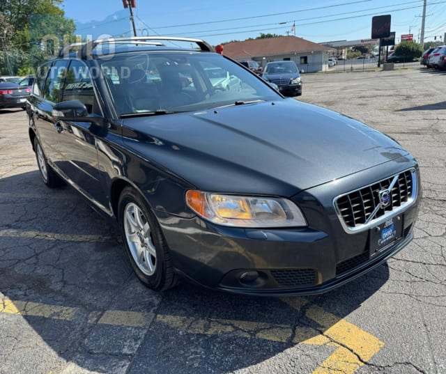 2009 Volvo V70 - photo 1