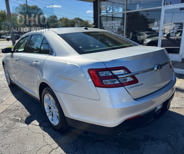 2013 Ford Taurus SEL - photo 8