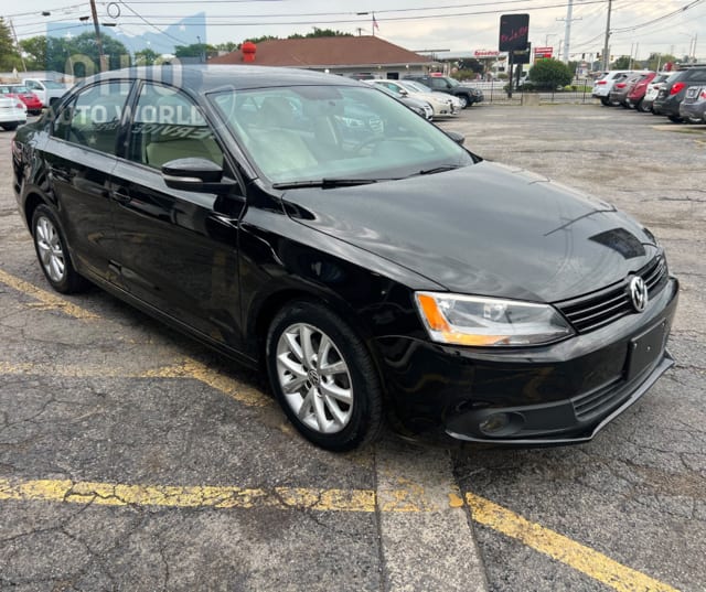 2012 Volkswagen Jetta SE - photo 1