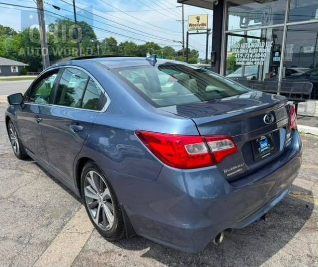 2017 Subaru Legacy Limited - photo 4