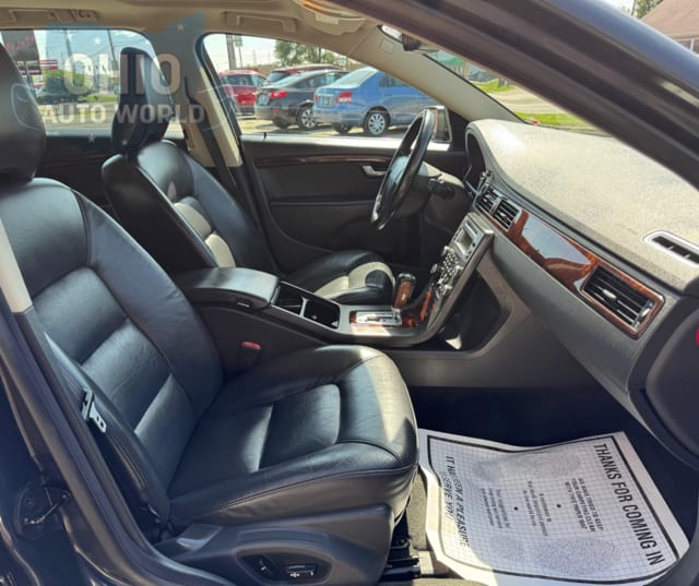 2009 Volvo V70 - photo 15