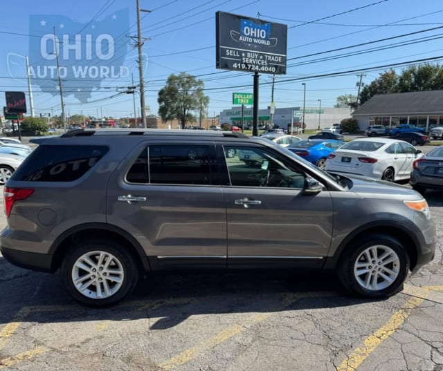 2012 Ford Explorer - photo 2
