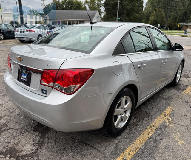 2012 Chevrolet Cruze LT - photo 3