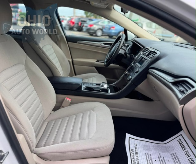 2017 Ford Fusion SE - photo 18