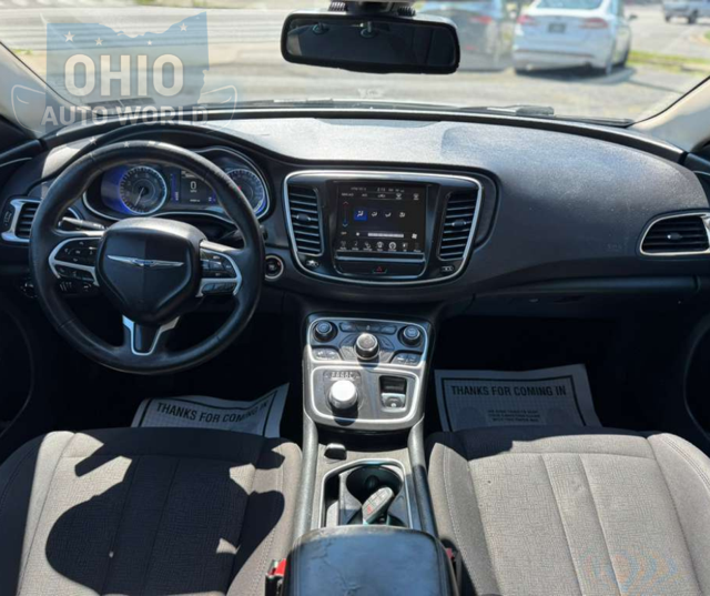 2016 Chrysler 200 Limited - photo 16