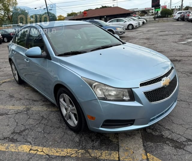2012 Chevrolet Cruze LT - photo 1