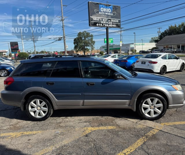 2008 Subaru Outback  - photo 2