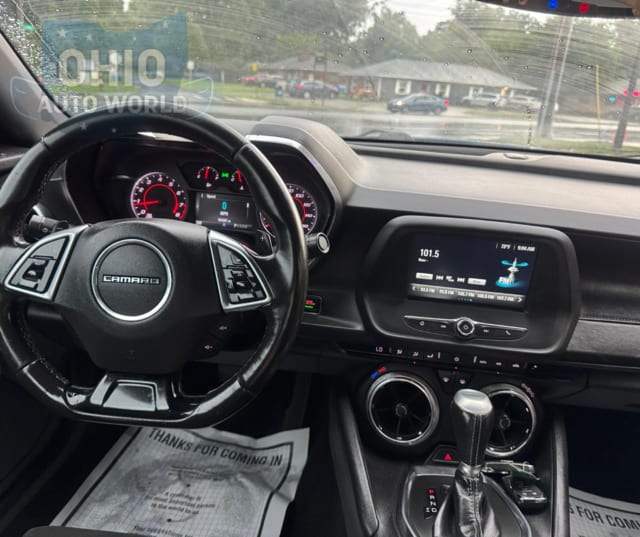 2018 Chevrolet Camaro LT - photo 16