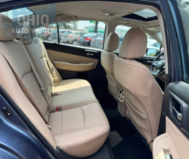 2017 Subaru Legacy Limited - photo 16
