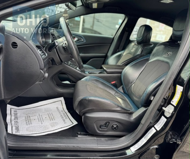 2015 Chrysler 200 S - photo 11