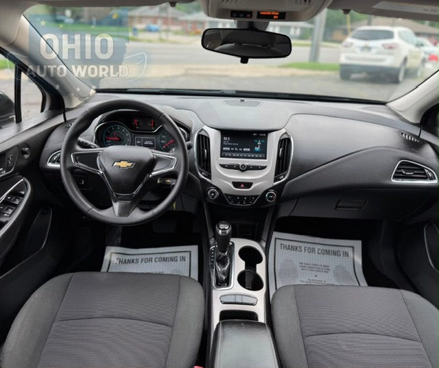 2017 Chevrolet Cruze LS - photo 17