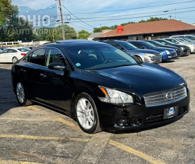 2009 Nissan Maxima  - photo 1