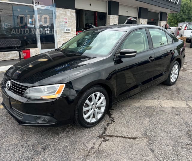 2012 Volkswagen Jetta SE - photo 2