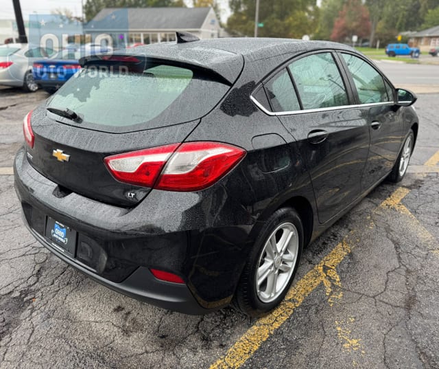 2017 Chevrolet Cruze LT - photo 3